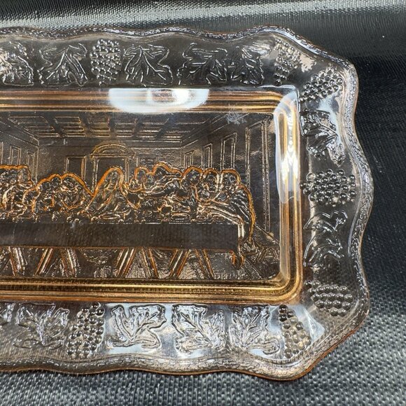 Vintage Tiara Indiana Glass Plate Tray Orange Pink The Last Supper Glass Dish - Picture 4 of 12